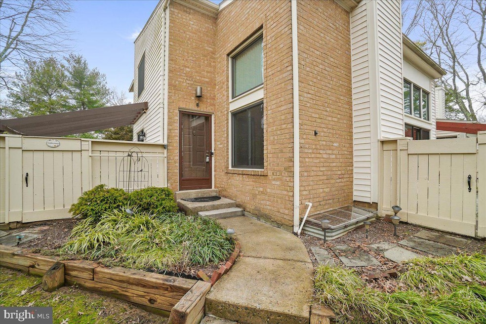 14 Sparrow Valley Ct, Montgomery Village, MD 20886 - photo 1