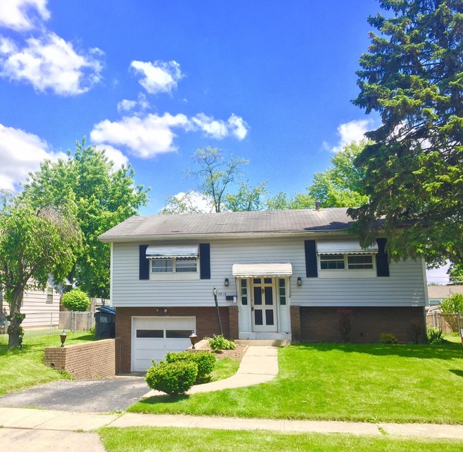 3818 Beechton