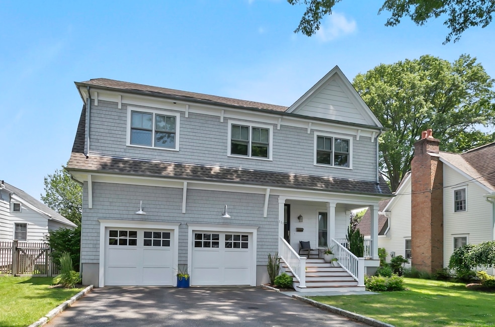 111 Pratt St, Fairfield, CT 06824 - photo 1