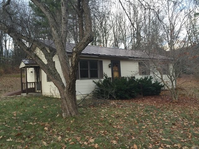 53 Old Goshen Rd, Newport, NH 03773 - photo 1