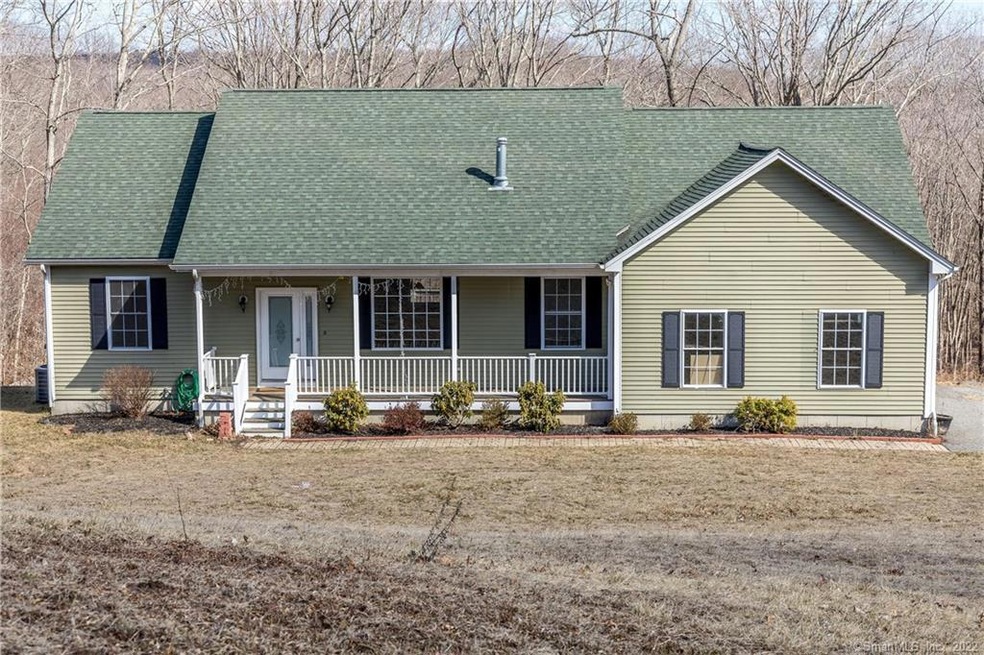 4 Captain Amos Stanton Dr, Ledyard, CT 06339 - photo 1