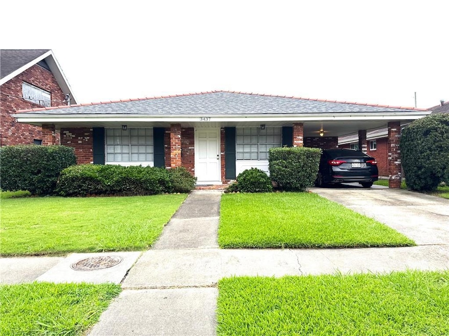 Metairie Court