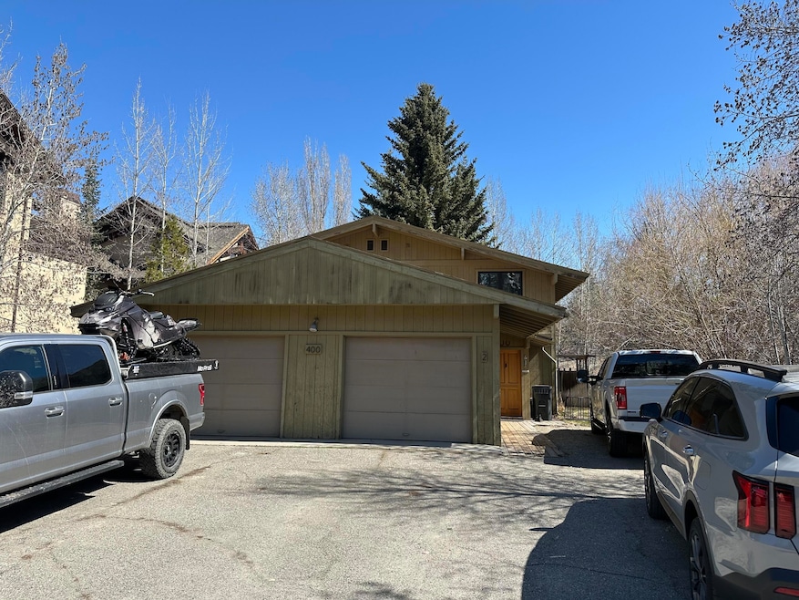 For Sale $3,150,000 • Co-Listing Agent