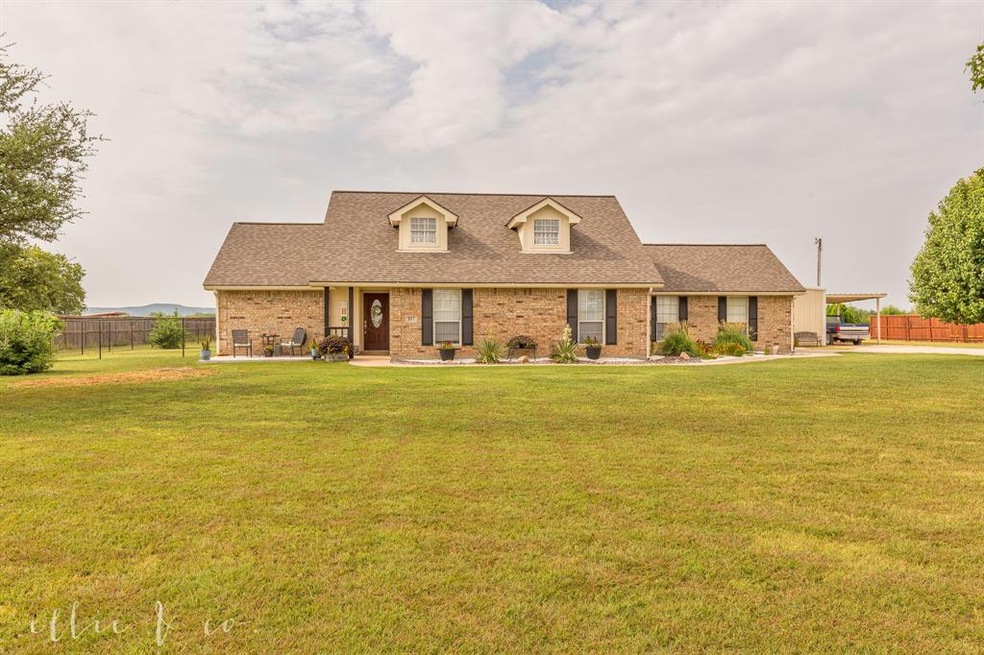 157 Parker Dr, Abilene, TX 79602 - photo 1