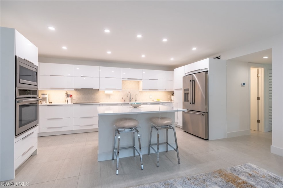 533 Broad Ave S unit 533, Naples, FL 34102 - photo 1