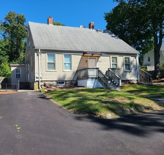 106 Central St unit 106, Weymouth, MA 02190 - photo 1