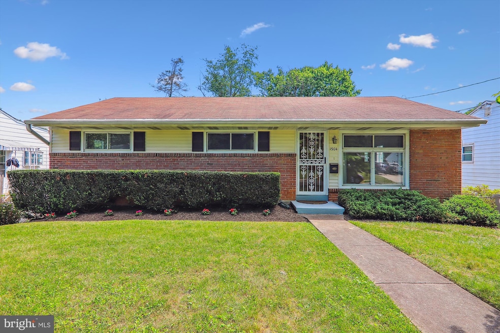 1904 Lewis Ave, Rockville, MD 20851 - photo 1