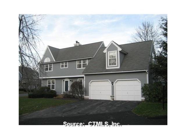 Exterior Front. Spacious, free standing condo illu