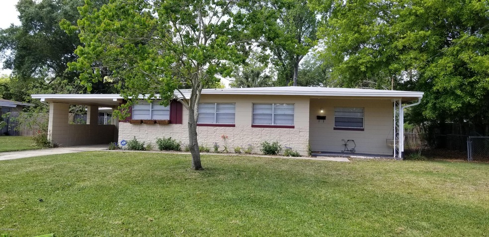 4702 Solandra Cir W, Jacksonville, FL 32210 - photo 1