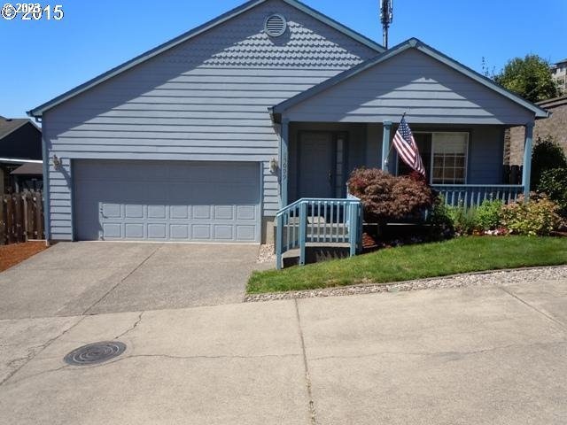 15099 SE Elm Park Dr, Clackamas, OR 97015 - photo 1