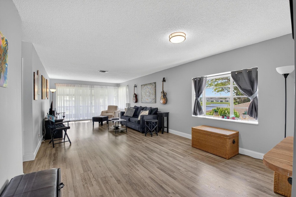 13212 Lucinda Palm Ct unit D, Delray Beach, FL 33484 - photo 1