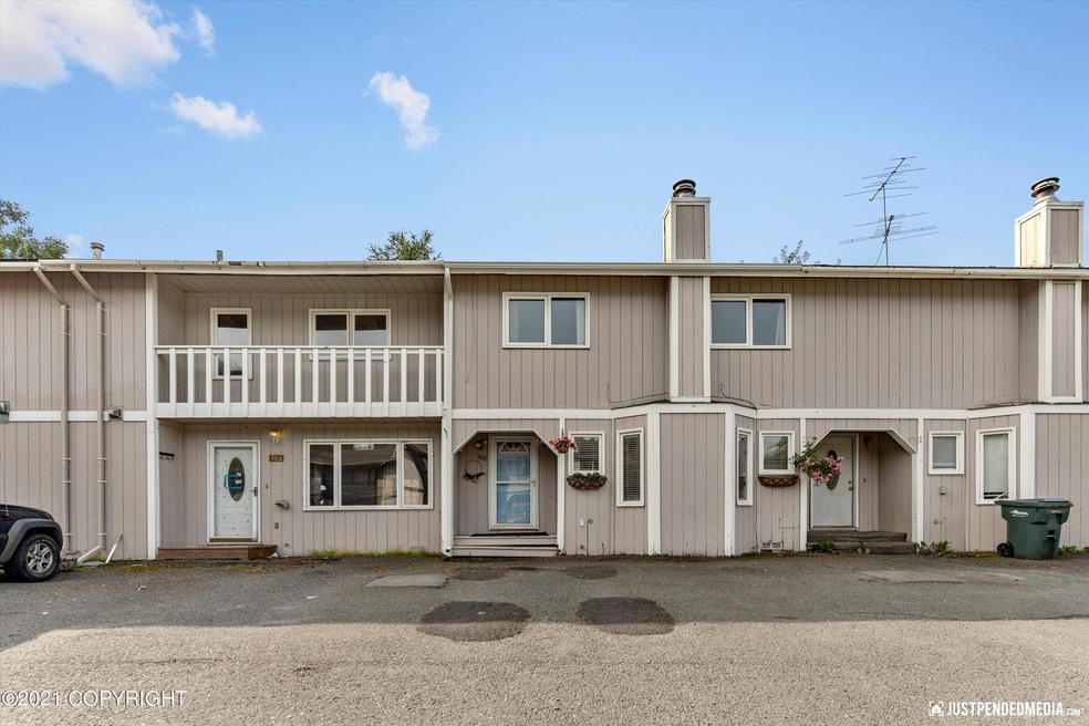 302 Deerfield