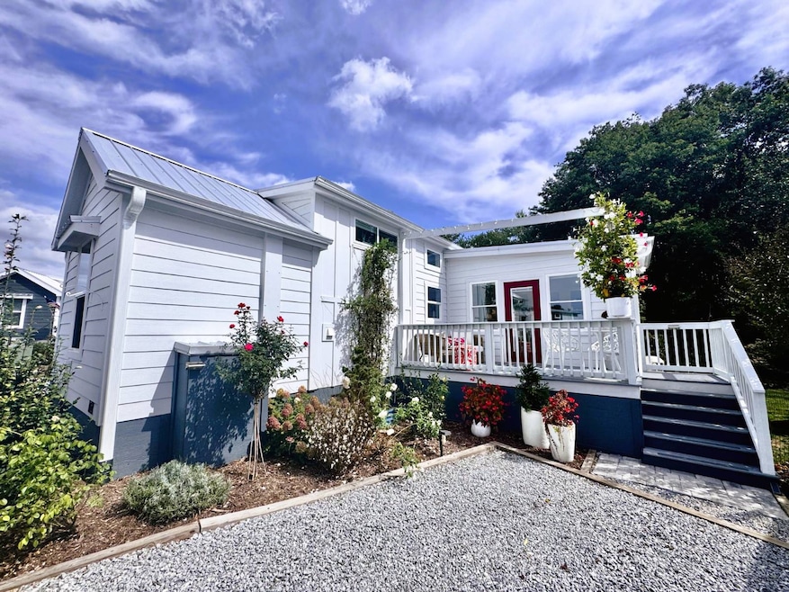 76 Mount Meadow Ln, Flat Rock, NC 28731 - photo 1