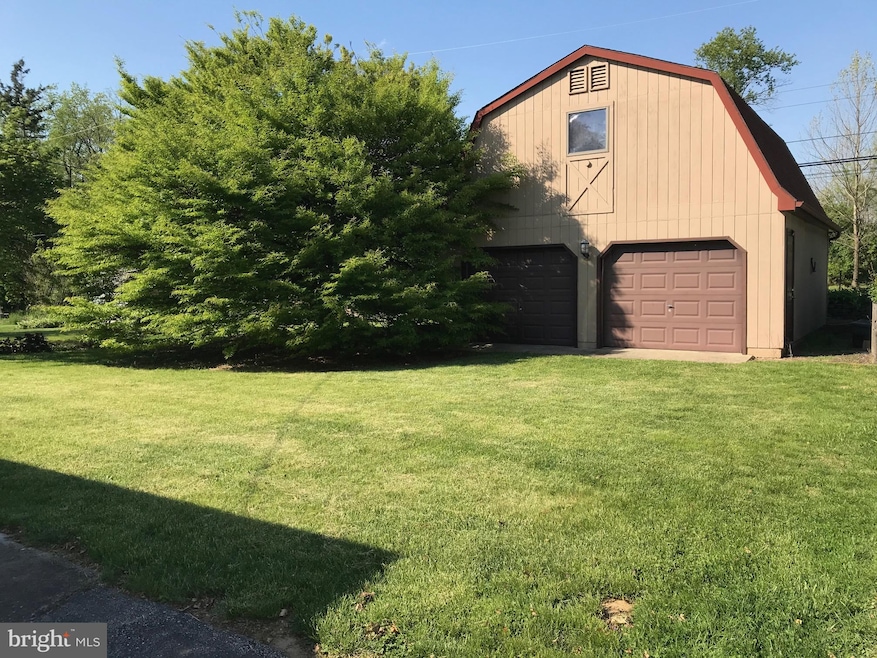 4029 Lafrance Rd, Lafayette Hill, PA 19444 - photo 1