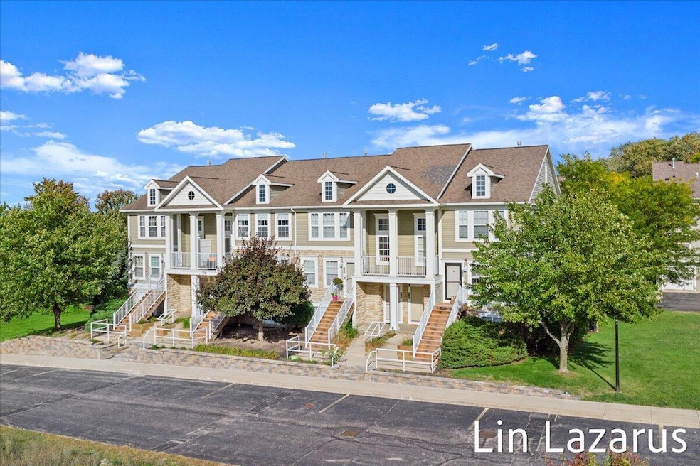 For Sale $260,000 • Co-Listing Agent