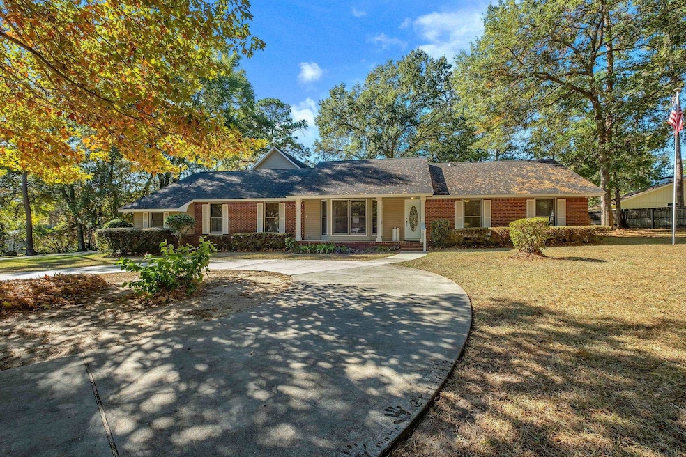 For Sale $599,999 • Co-Listing Agent