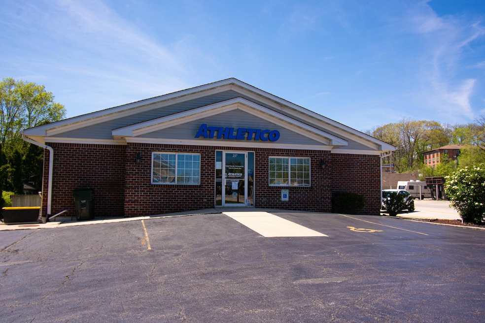 237 E Main St, Twin Lakes, WI 60002 - photo 1