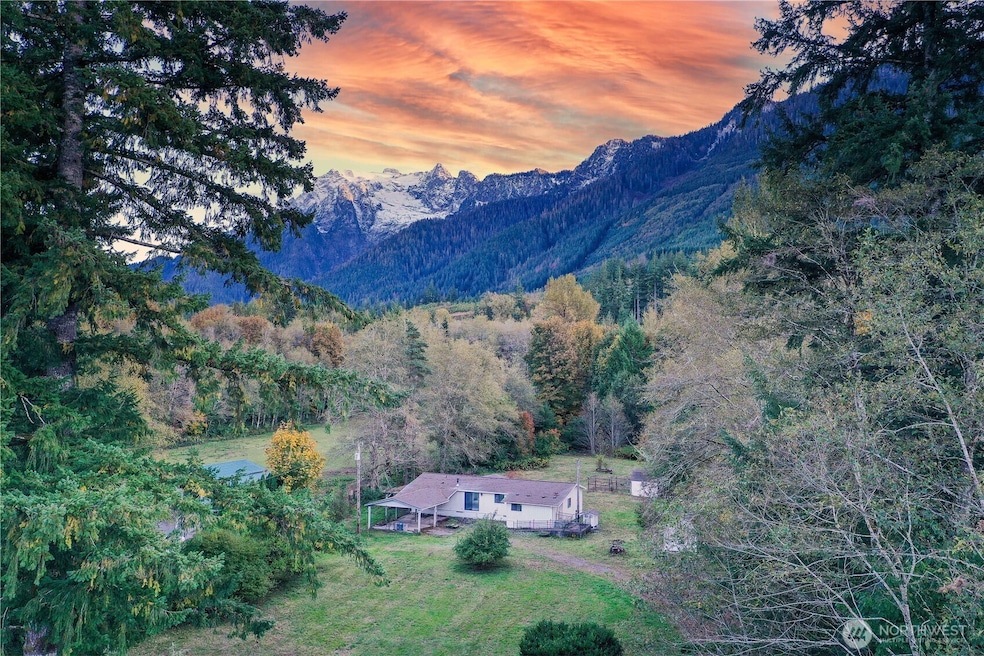 37402 State Route 530 NE, Arlington, WA 98223 - photo 1