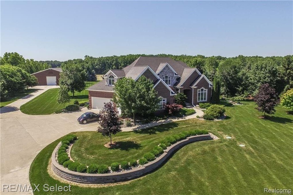 11141 Potter Rd, Flushing, MI 48433 - photo 1