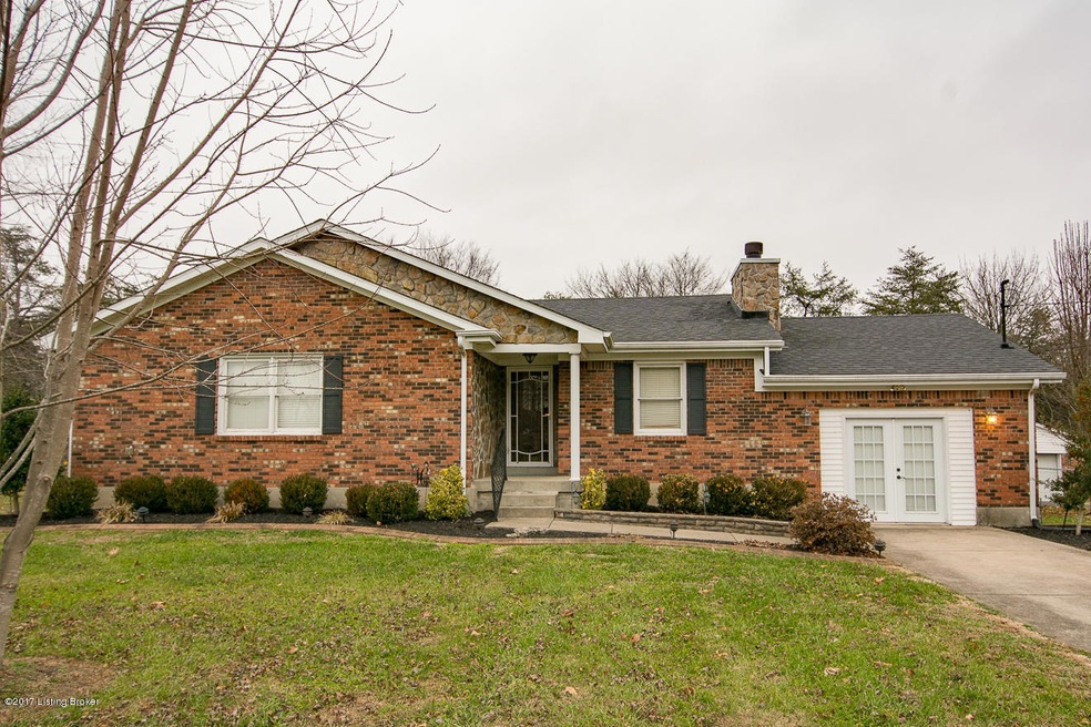 140 Walnut Way, Mount Washington, KY 40047 - photo 1
