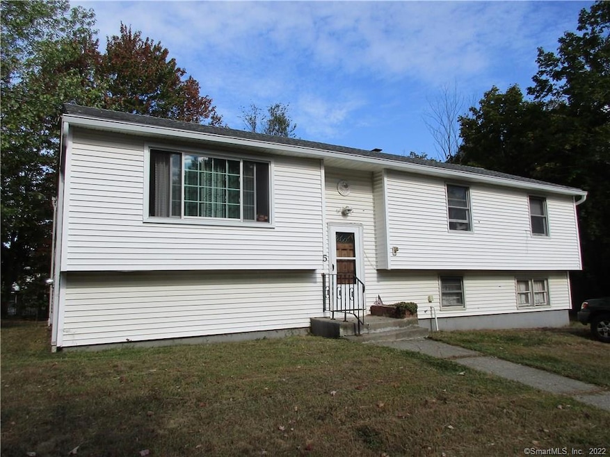 5 Meadowbrook Rd, West Haven, CT 06516 - photo 1