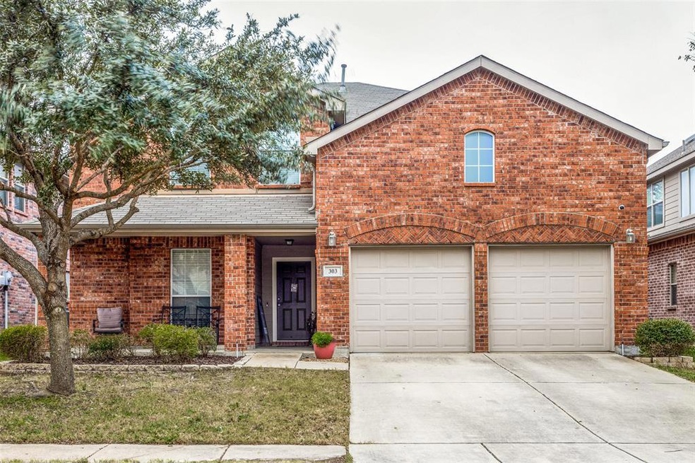 303 Highland Park Ln, Wylie, TX 75098 - photo 1