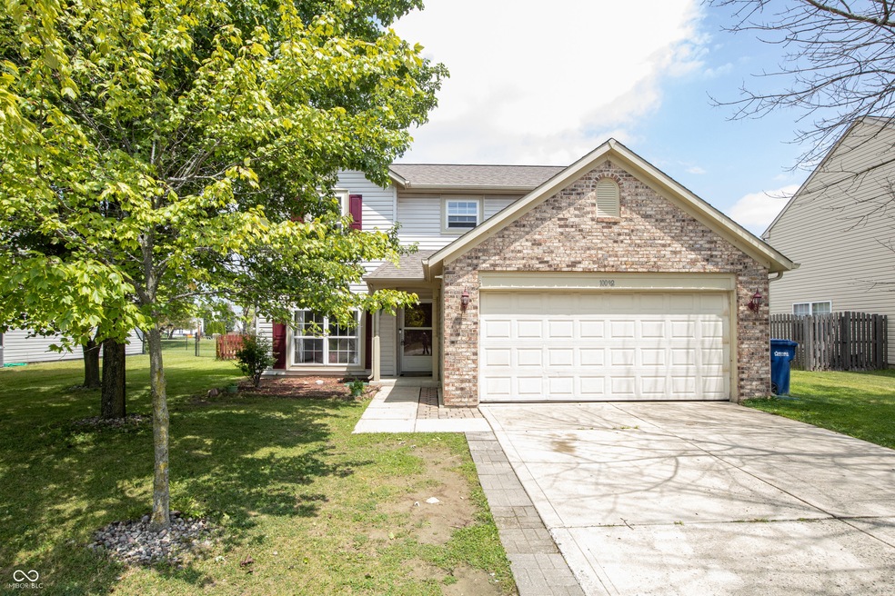 10082 Long Meadow Dr, Fishers, IN 46038 - photo 1