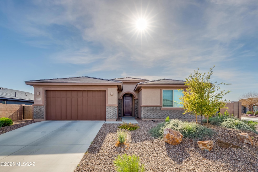 2271 W Azure Creek Loop, Tucson, AZ 85742 - photo 1