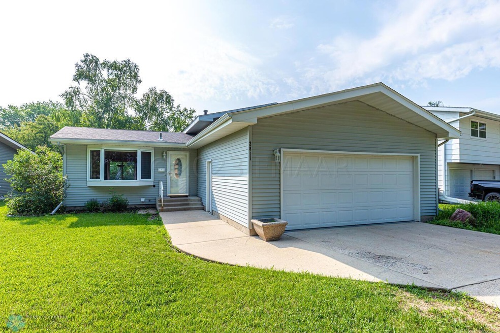2811 2nd St N, Fargo, ND 58102 - photo 1