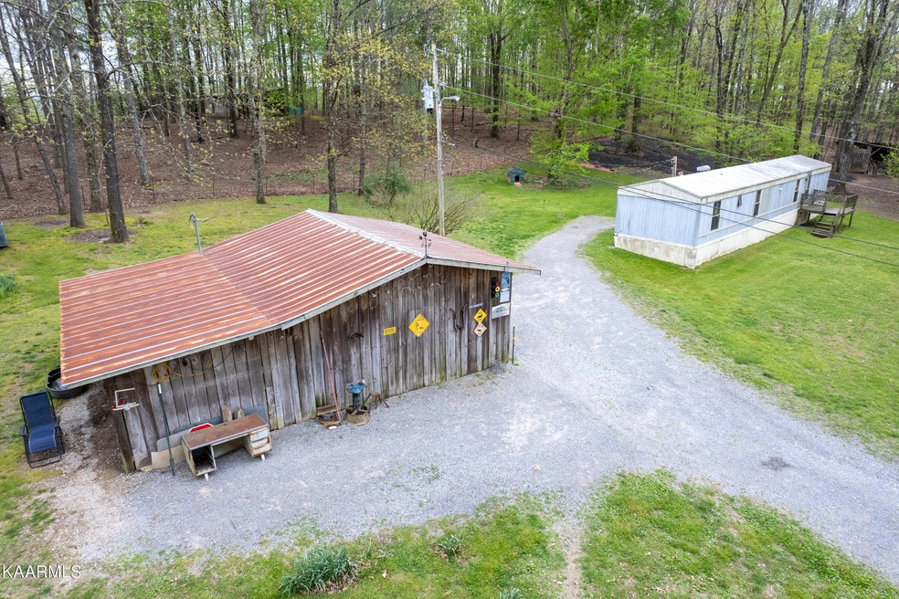 180 Shoemaker Ln-43
