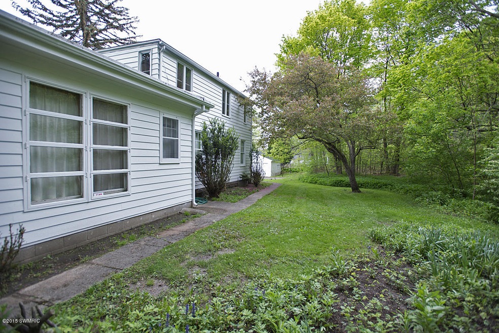 3515 Douglas Ave, Kalamazoo, MI 49004 - photo 1