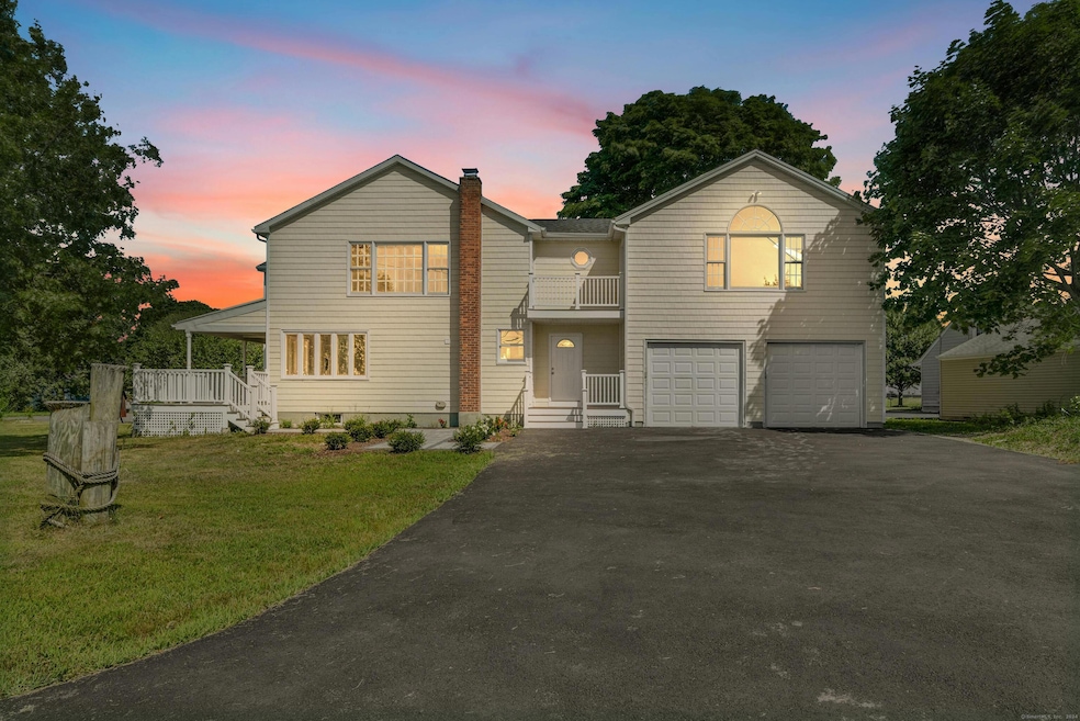 5 Crown St, Stratford, CT 06615 - photo 1