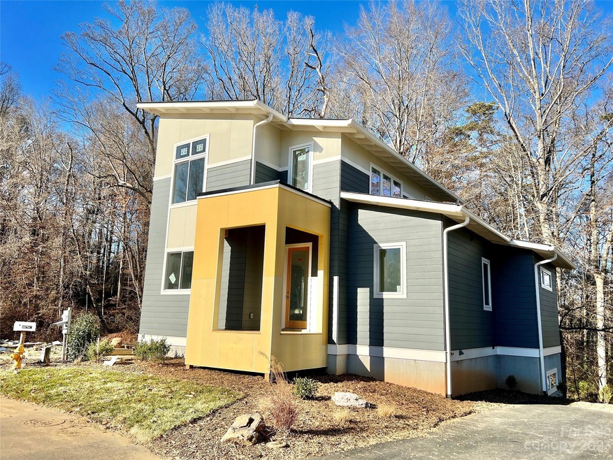 Modern JAG Home Abutting Nature Preserve