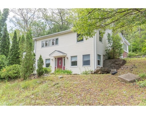 4 Beverly Dr, Georgetown, MA 01833 - photo 1