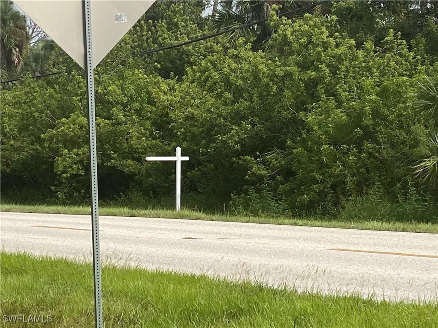 18049 Edgewater Dr unit 21, Point Charlotte, FL 33948 - photo 1