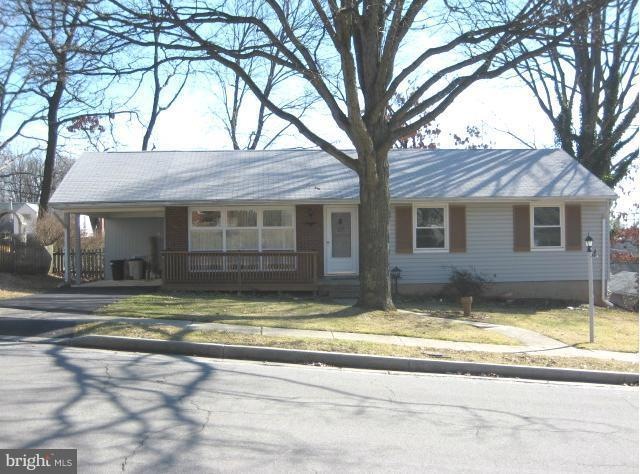 1807 Dunwoody Rd, Parkville, MD 21234 - photo 1