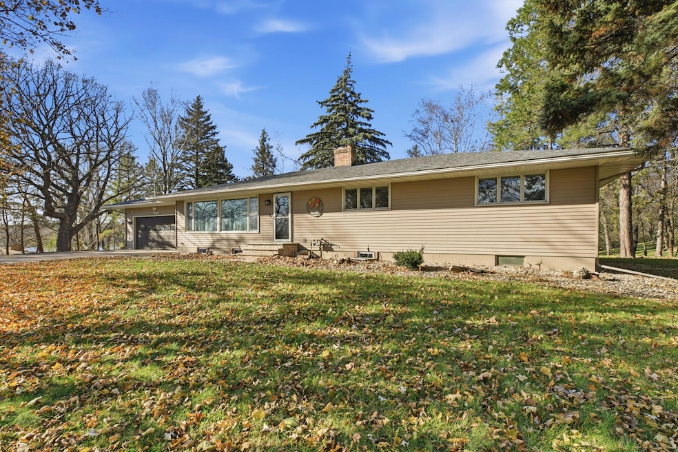 7344 26th St NE, Willmar, MN 56201 - photo 1