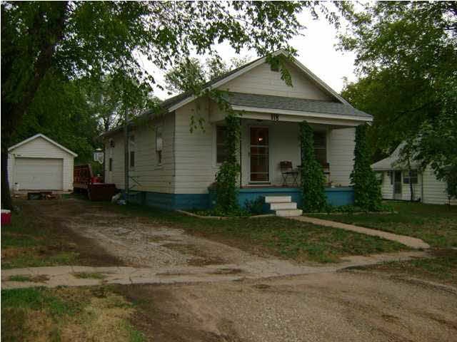 Close to schools! Garage is only 14 yrs. old and t