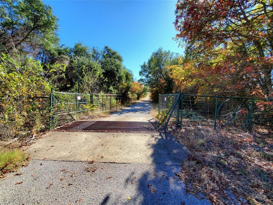 2611 Boyd Rd, Granbury, TX 76049 - photo 1