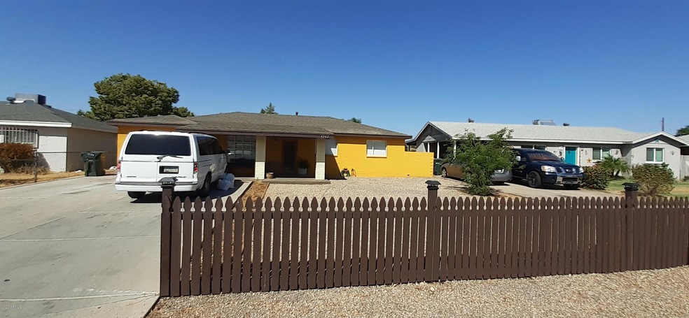 4202 N 48th Dr, Phoenix, AZ 85031 - photo 1