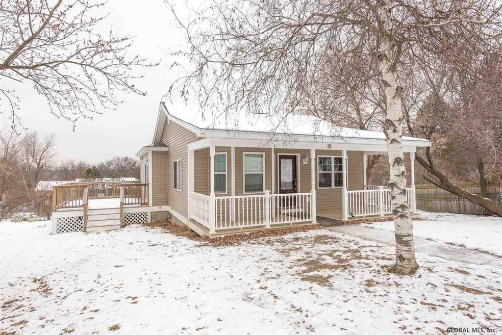 10 Lunis Ave, Rensselaer, NY 12144 - photo 1