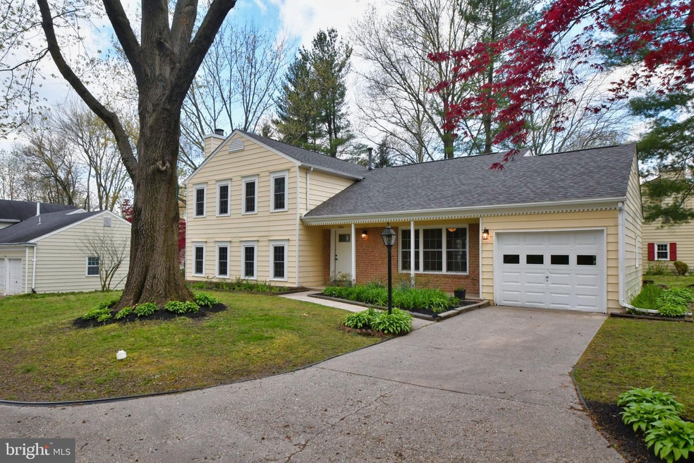 5506 Phelps Luck Dr, Columbia, MD 21045 - photo 1