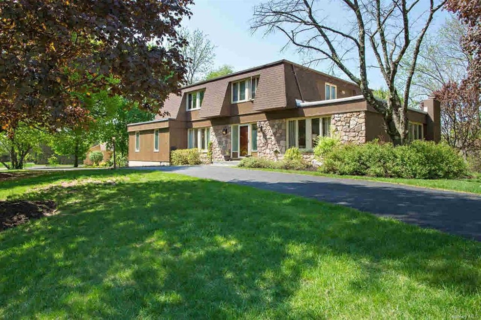 20 Whitehall Rd, Poughkeepsie, NY 12603 - photo 1