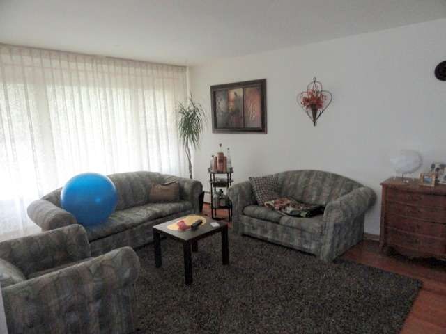 5530 W Parker Ave, Chicago, IL 60639 - photo 1