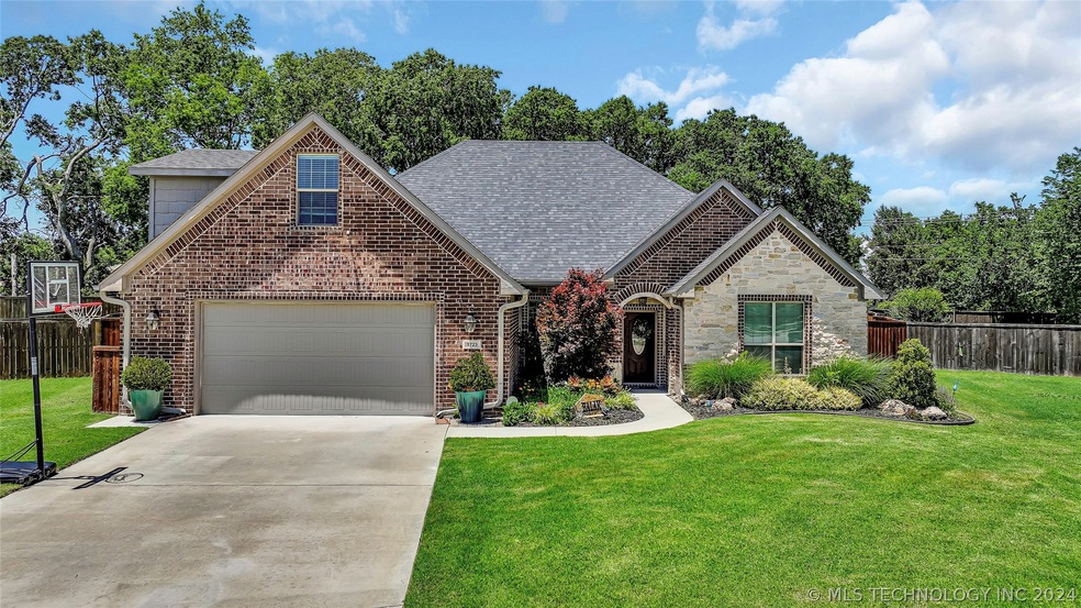 1723 S Peaceable Trail, Ardmore, OK 73401 - photo 1