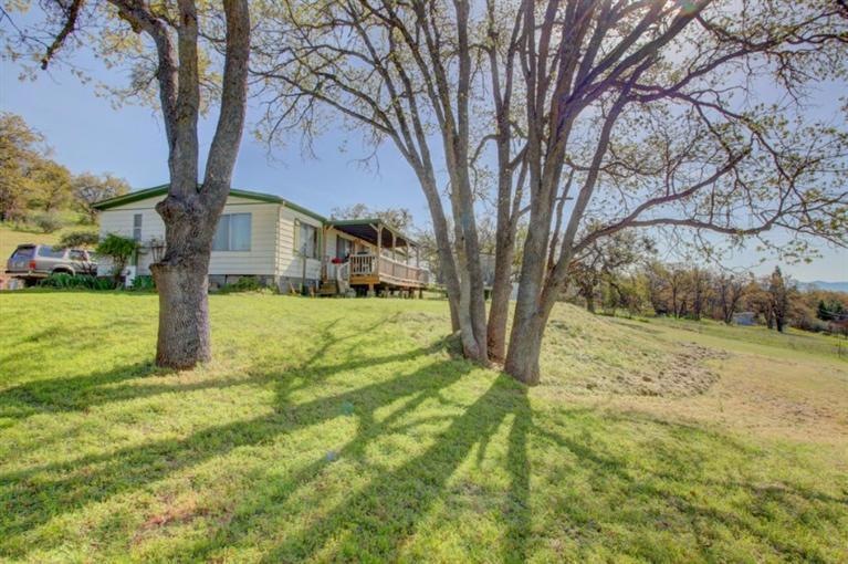 11126 Agate Rd, Eagle Point, OR 97524 - photo 1