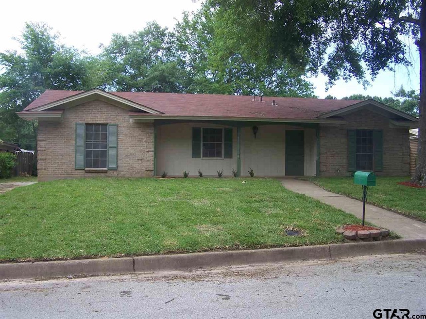 2811 2811 Lisa Ln, Tyler, TX 75701 - photo 1