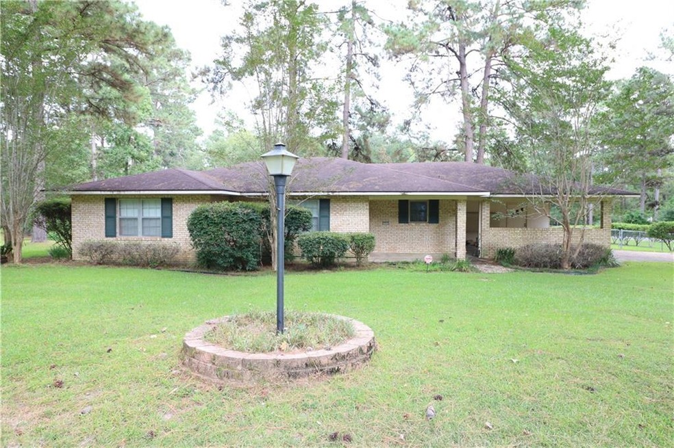 217 Oakwood Ln, Pineville, LA 71360 - photo 1