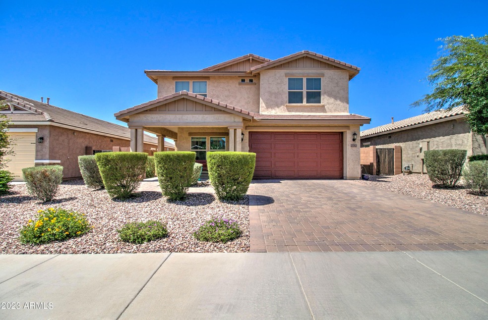 2752 E Bellerive Dr-1