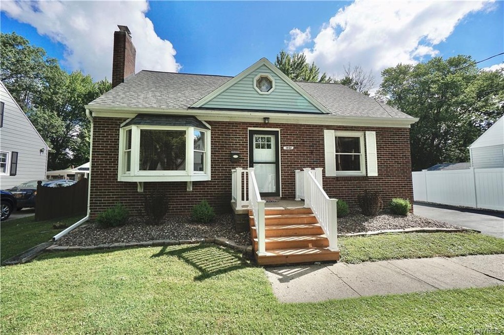 1405 Weaver Pkwy, North Tonawanda, NY 14120 - photo 1